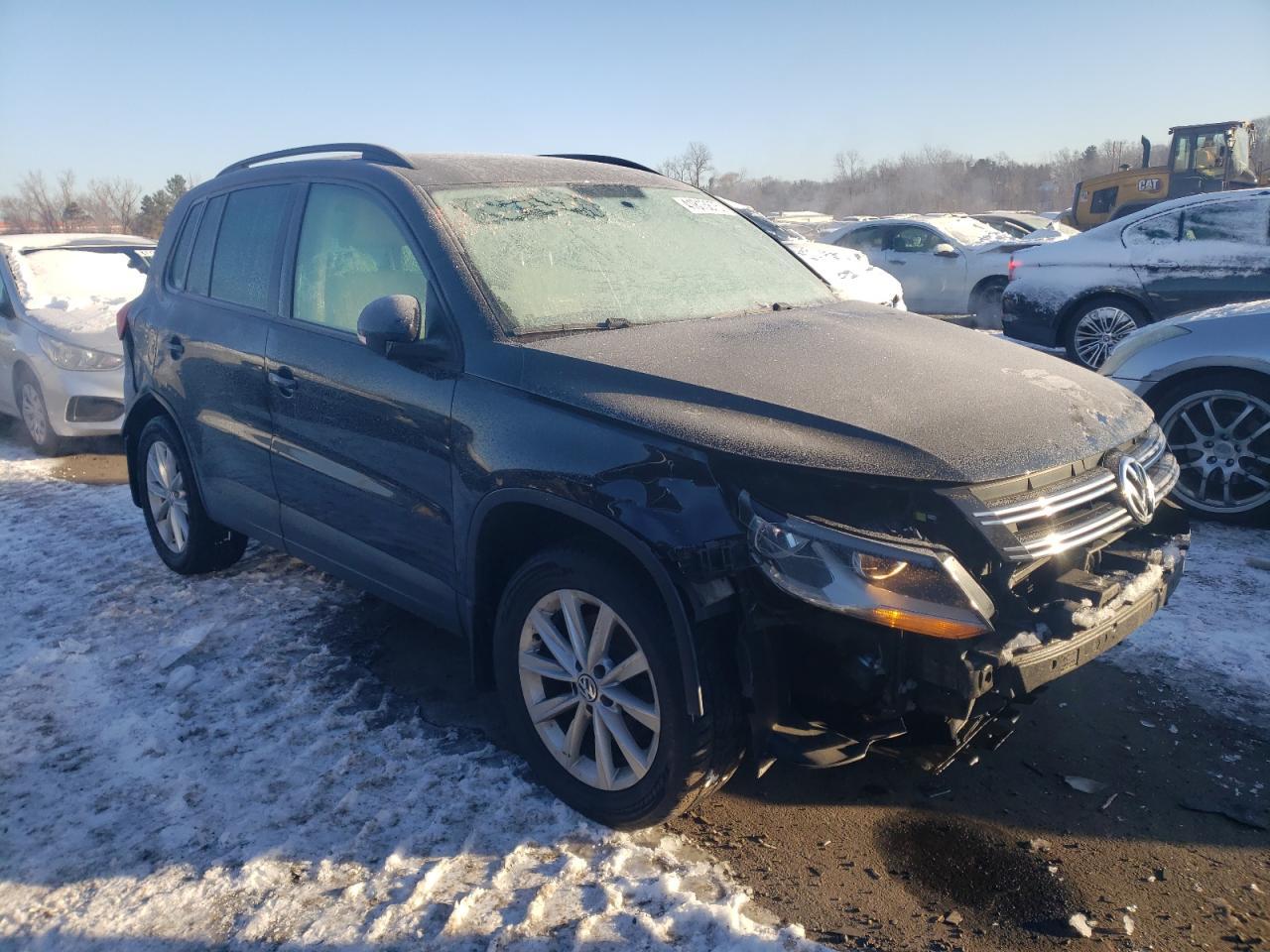 2015 VOLKSWAGEN TIGUAN S - Image 4