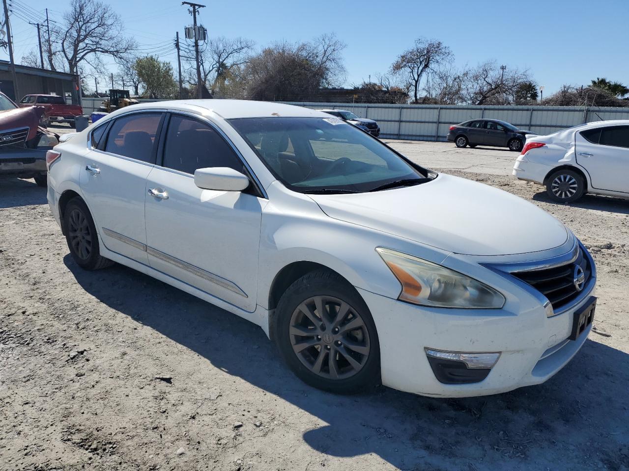 2015 NISSAN ALTIMA 2.5 - Фото 4