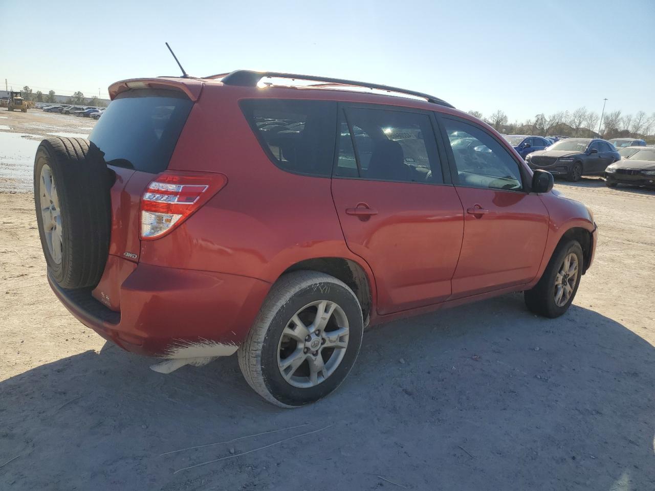 2011 TOYOTA RAV4 - Image 3