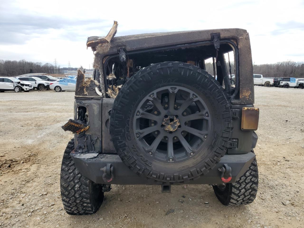 2015 JEEP WRANGLER U - Фото 6