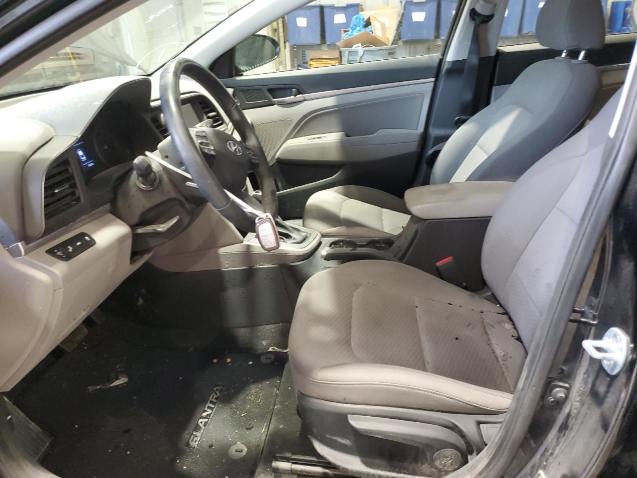 2019 HYUNDAI ELANTRA SE - Фото 7