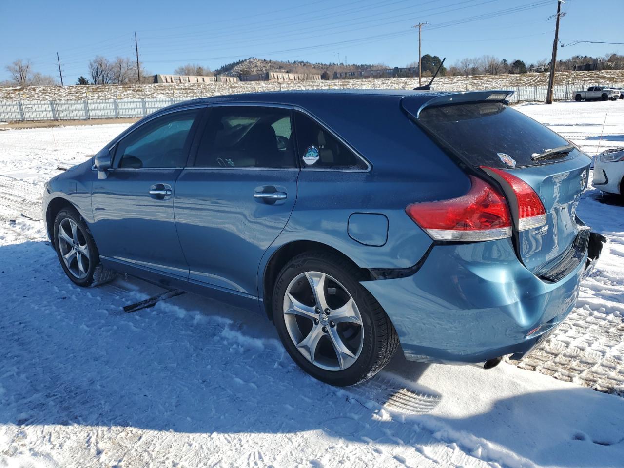 2012 TOYOTA VENZA LE - Фото 2