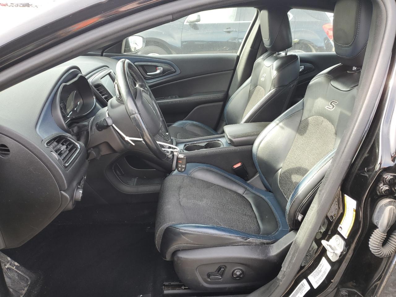 2015 CHRYSLER 200 S - Фото 7