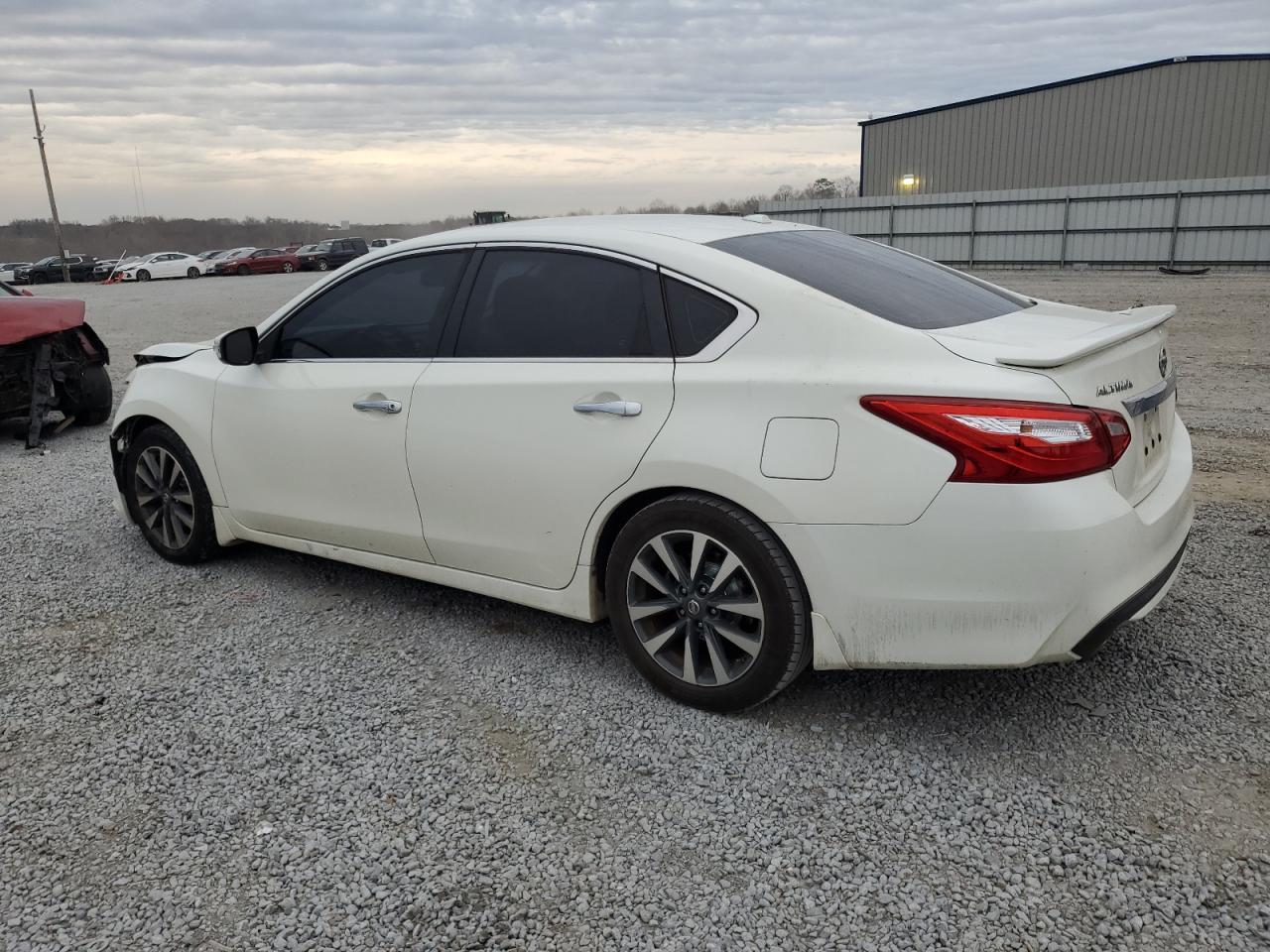 2017 NISSAN ALTIMA 2.5 - Фото 2