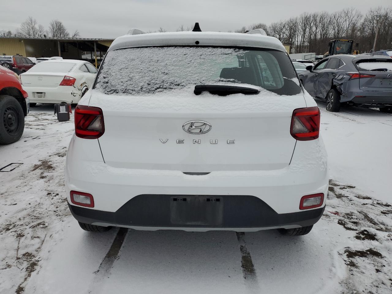2022 HYUNDAI VENUE SEL - Фото 6