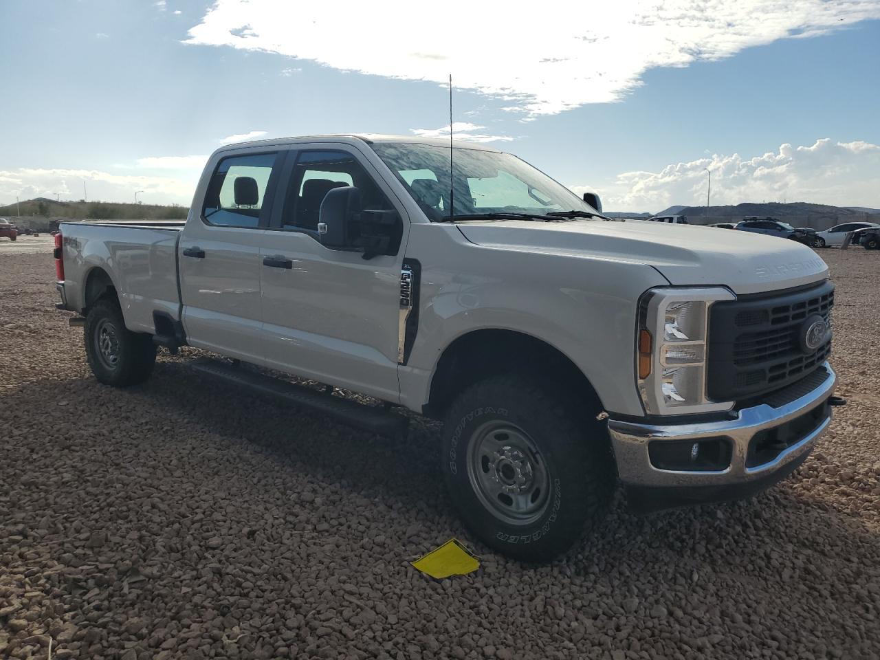 2024 FORD F250 SUPER - Image 4