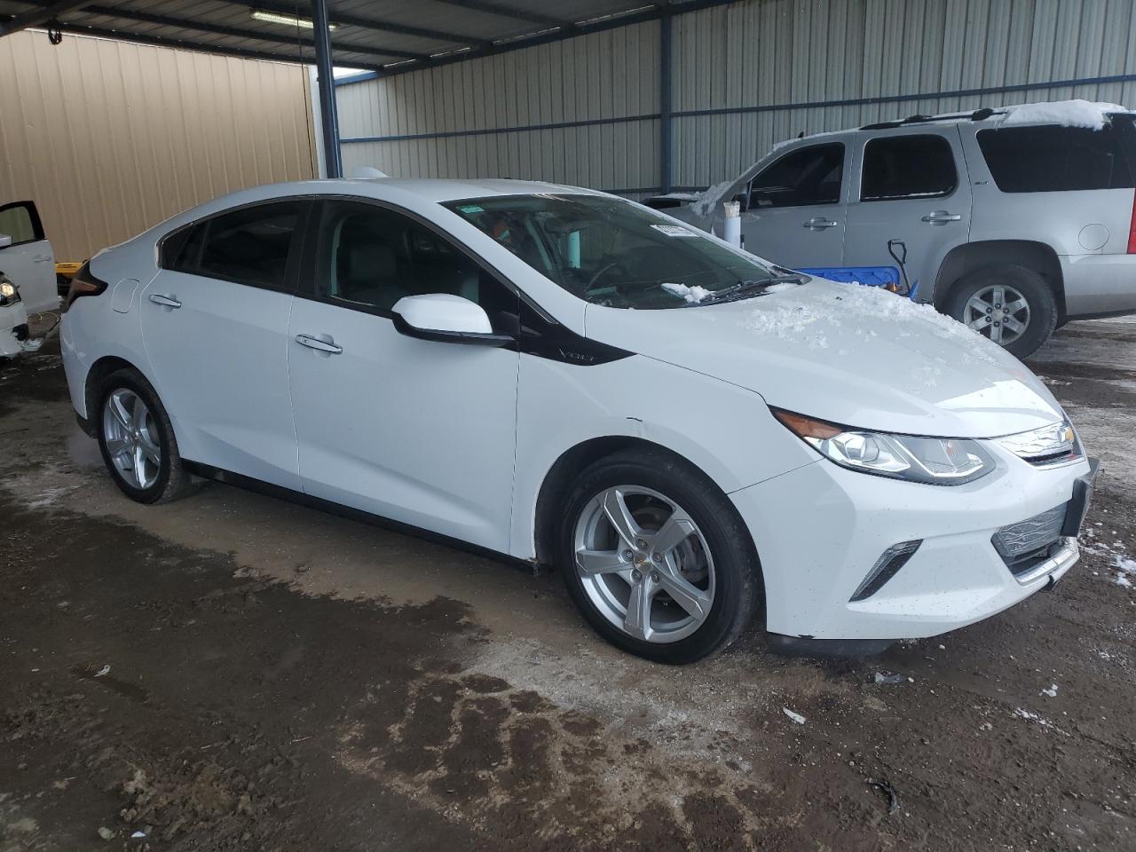 2017 CHEVROLET VOLT LT - Image 4
