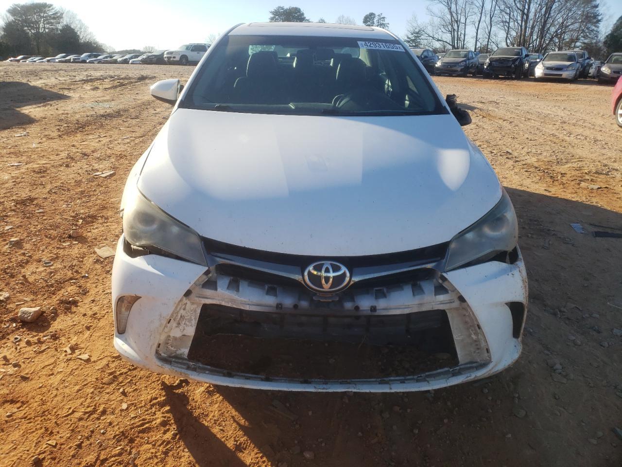 2015 TOYOTA CAMRY LE - Фото 5