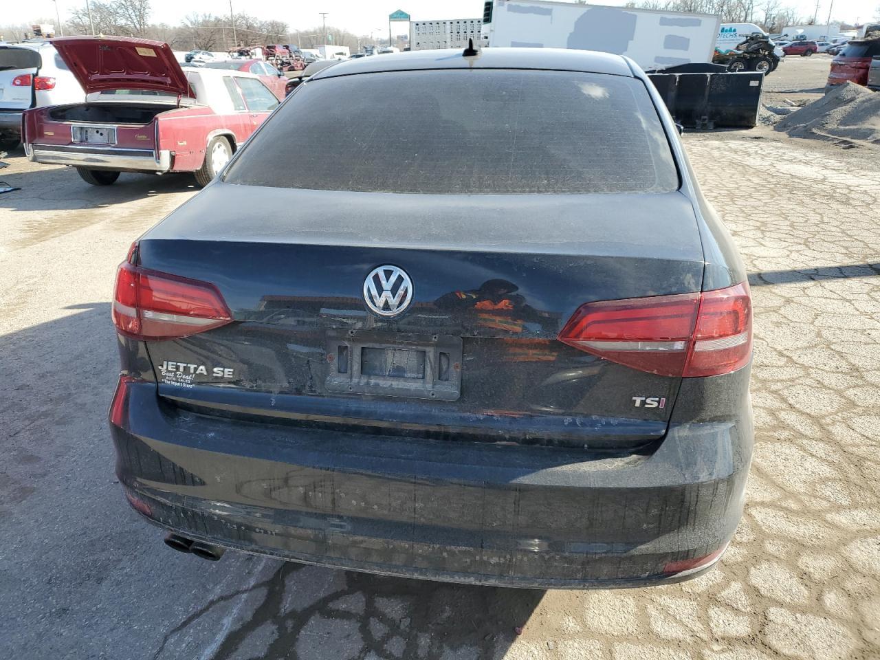 2017 VOLKSWAGEN JETTA SE - Image 6