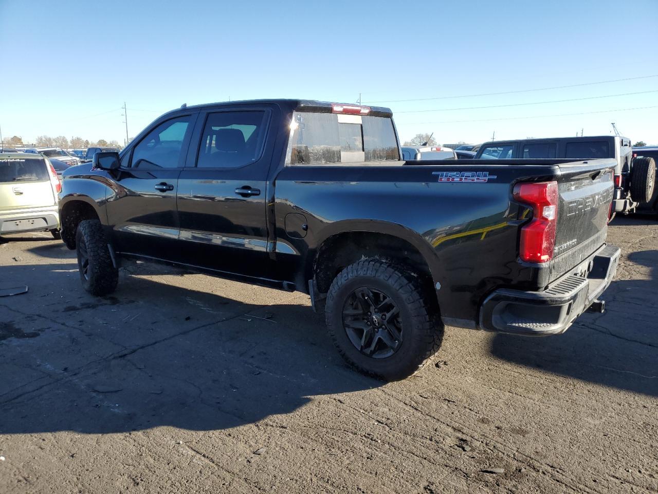 2019 CHEVROLET SILVERADO - Image 2