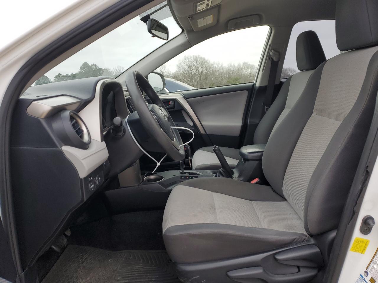 2015 TOYOTA RAV4 LE - Image 7