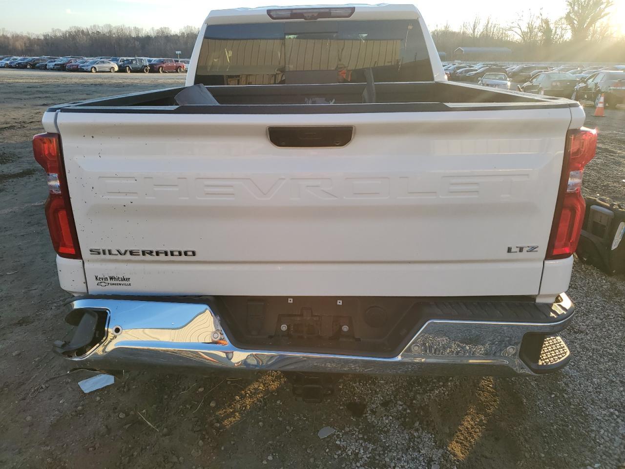 2024 CHEVROLET SILVERADO - Image 6