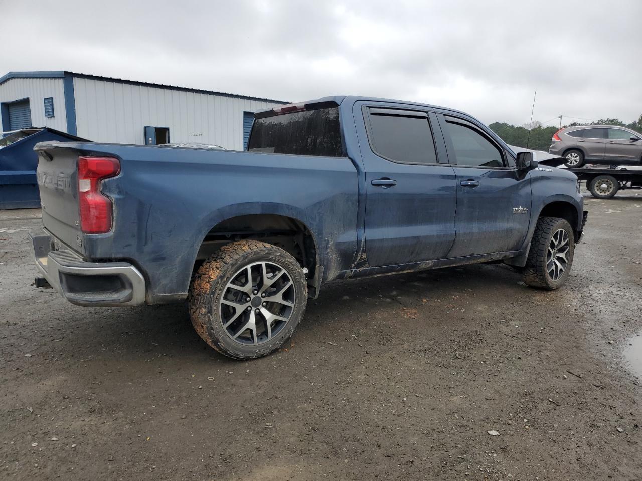 2021 CHEVROLET SILVERADO - Фото 3