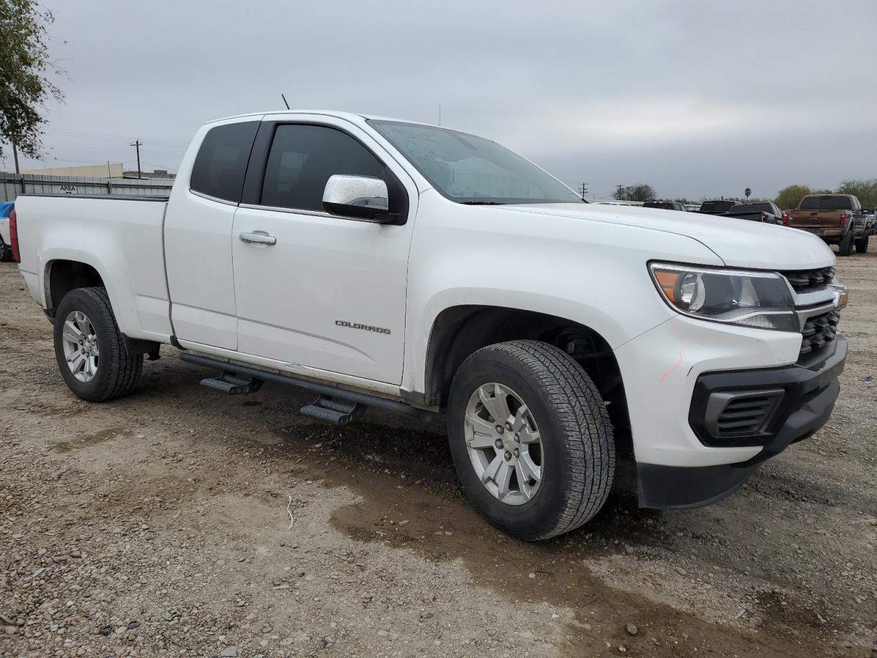2022 CHEVROLET COLORADO L - Image 4