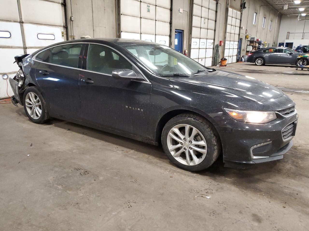 2017 CHEVROLET MALIBU LT - Image 4
