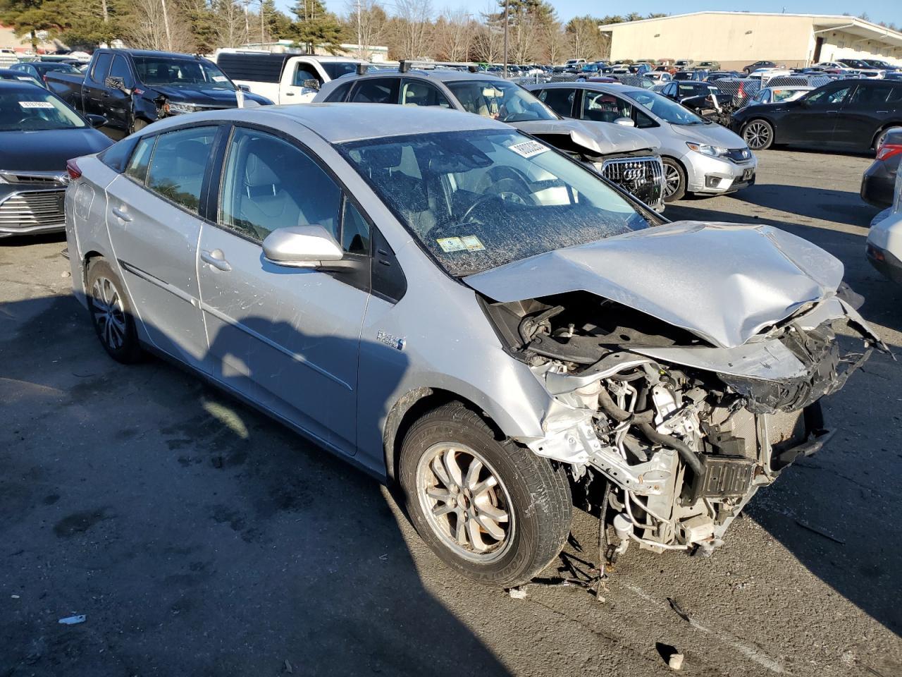 2022 TOYOTA PRIUS PRIM - Image 4