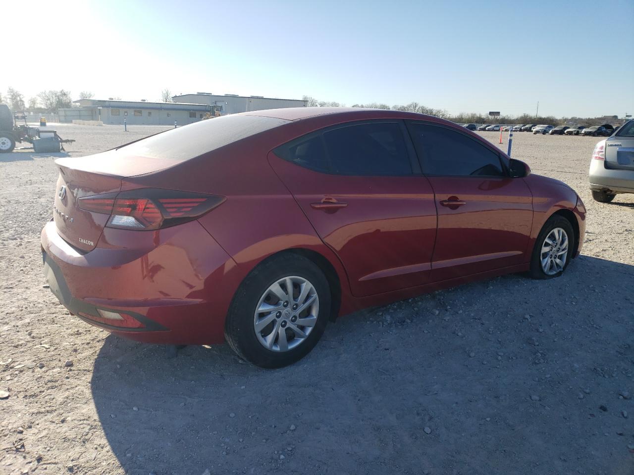 2019 HYUNDAI ELANTRA SE - Image 3