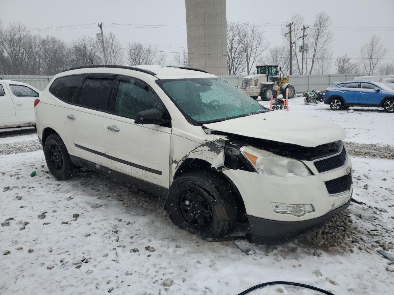 2011 CHEVROLET TRAVERSE L - Фото 4