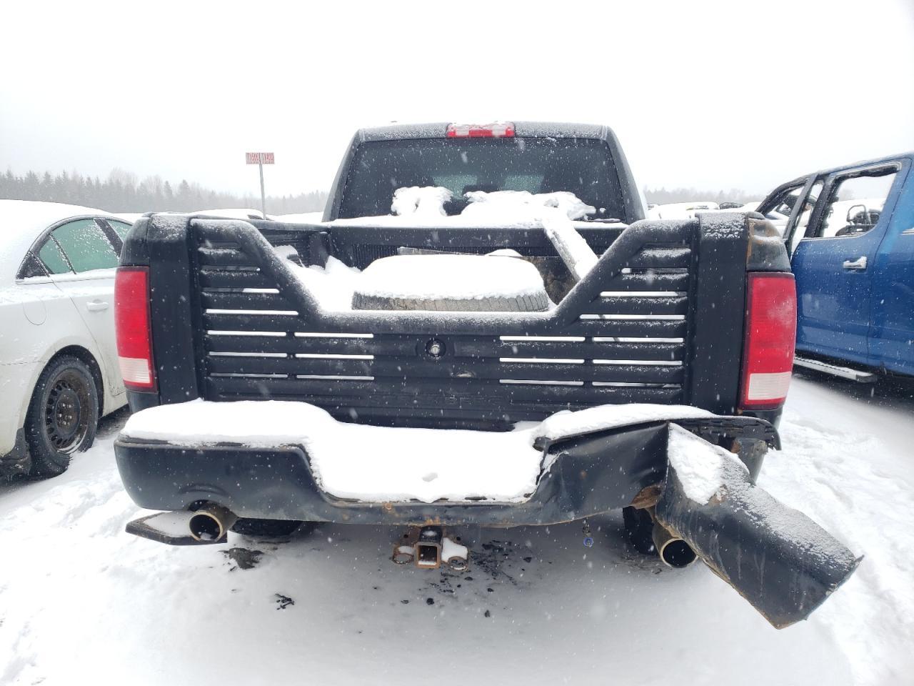 2017 RAM 1500 ST - Image 6