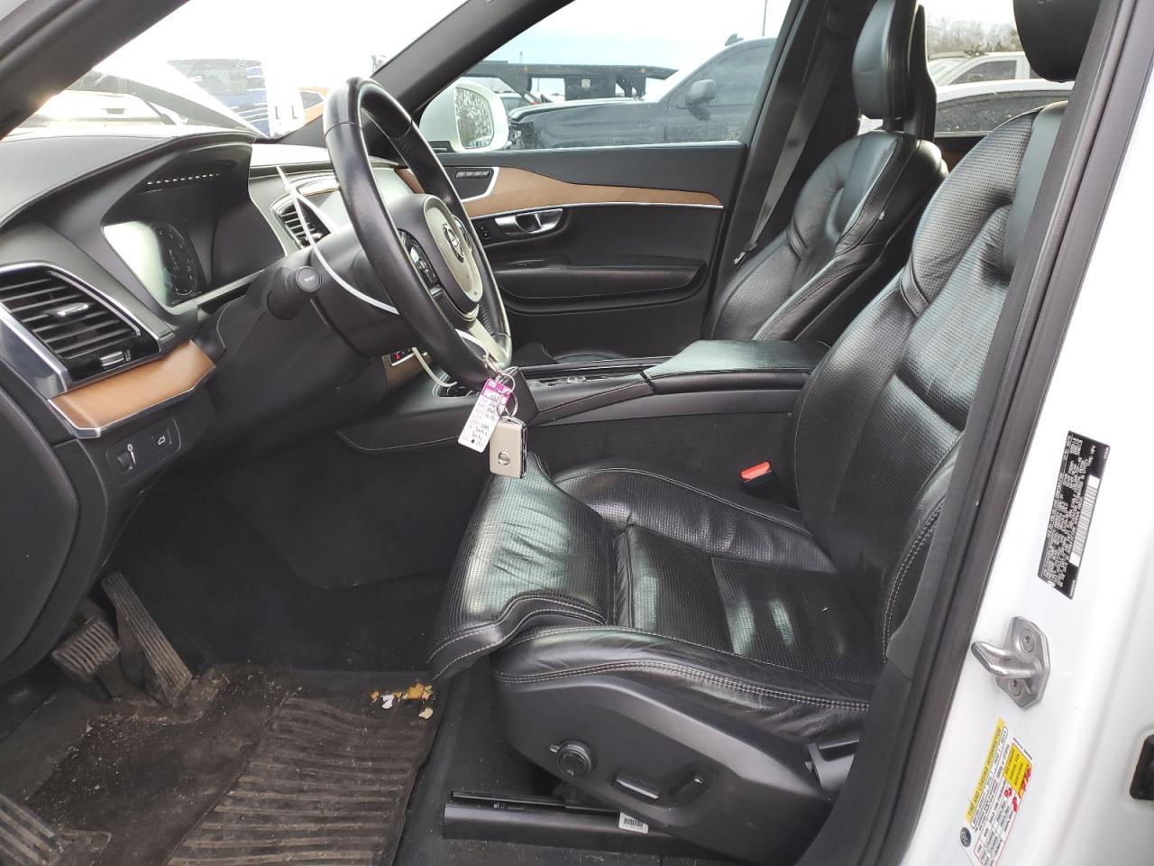 2016 VOLVO XC90 T6 - Image 7