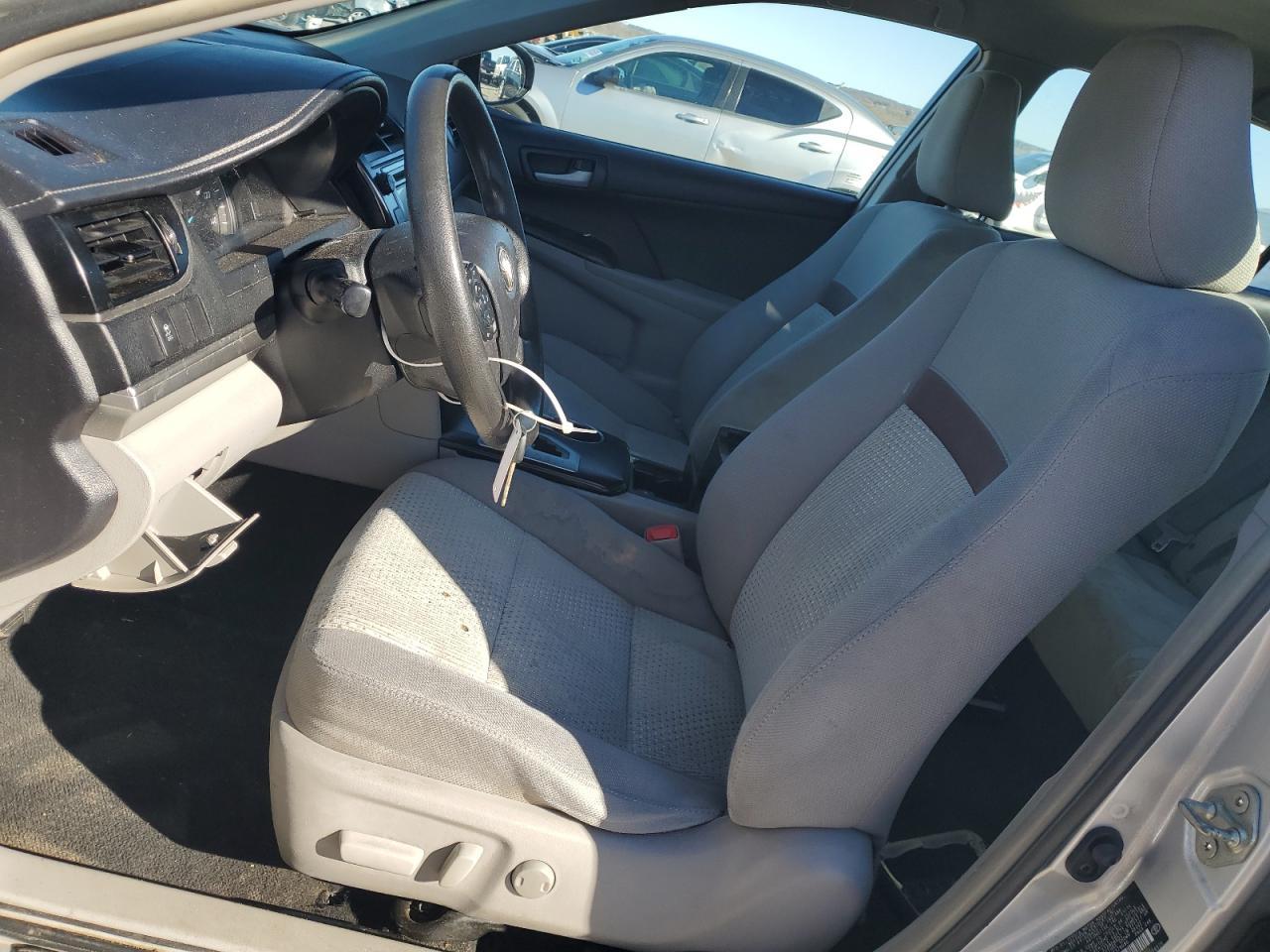 2014 TOYOTA CAMRY L - Image 7