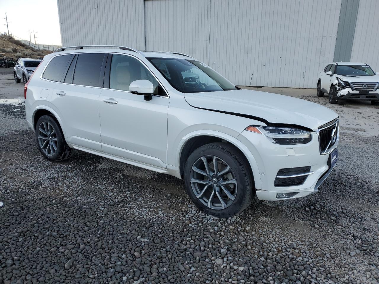2016 VOLVO XC90 T6 - Image 4