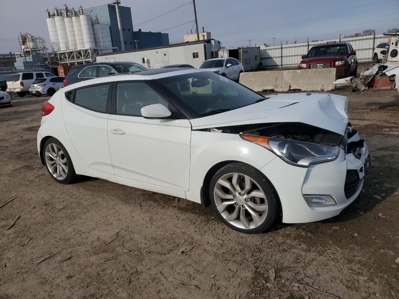 2013 HYUNDAI VELOSTER - Фото 4