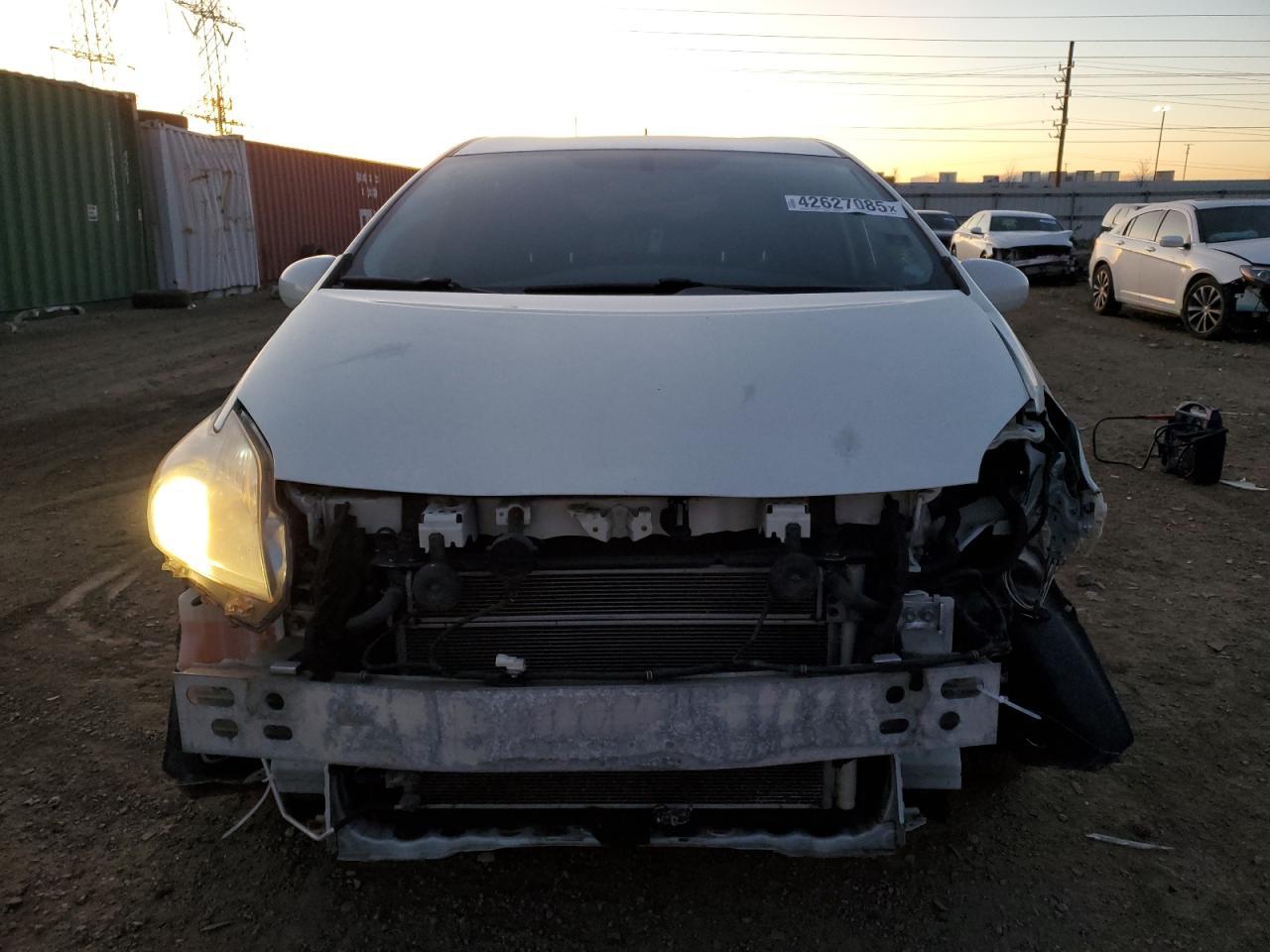 2015 TOYOTA PRIUS - Image 5