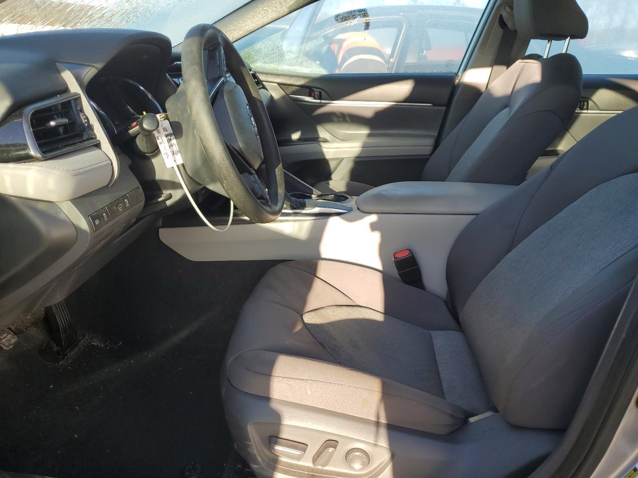 2019 TOYOTA CAMRY L - Image 7
