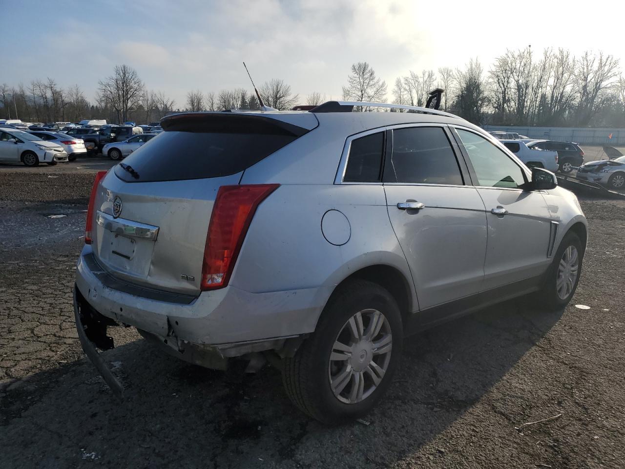 2013 CADILLAC SRX LUXURY - Image 3