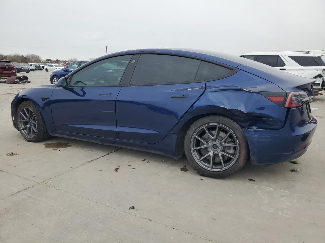 2021 TESLA MODEL 3 - Фото 2