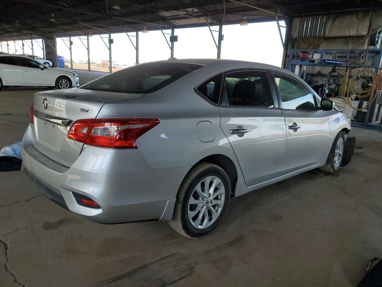 2018 NISSAN SENTRA S - Фото 3