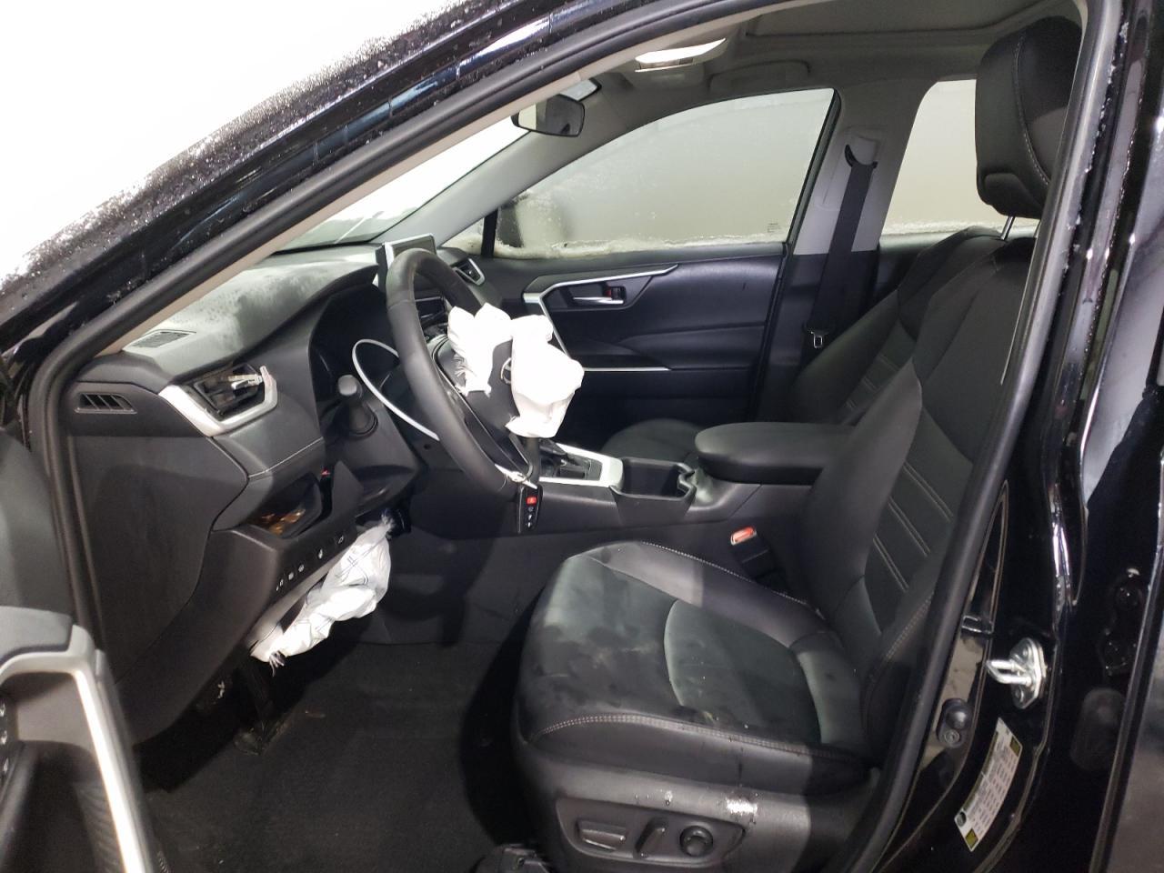2024 TOYOTA RAV4 XLE P - Image 7