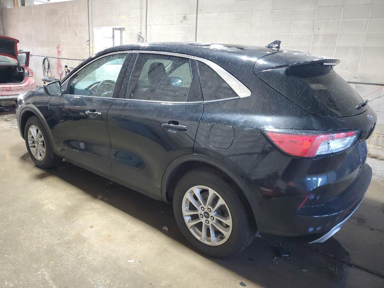 2020 FORD ESCAPE SE - Image 2