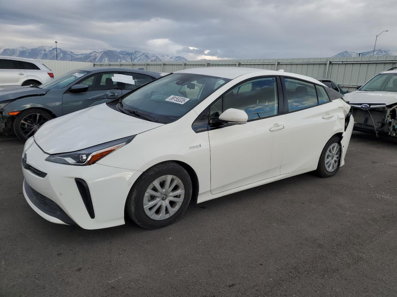 2019 TOYOTA PRIUS