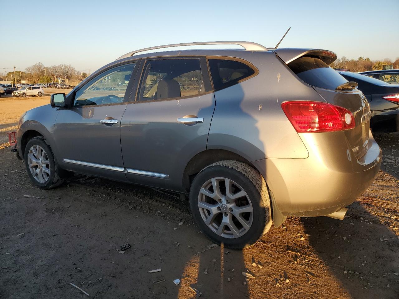 2013 NISSAN ROGUE S - Фото 2