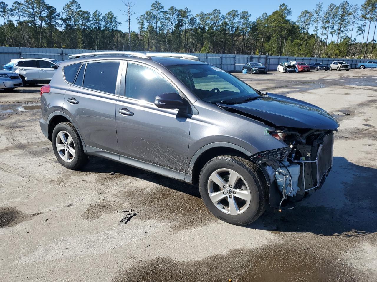2015 TOYOTA RAV4 XLE - Фото 4