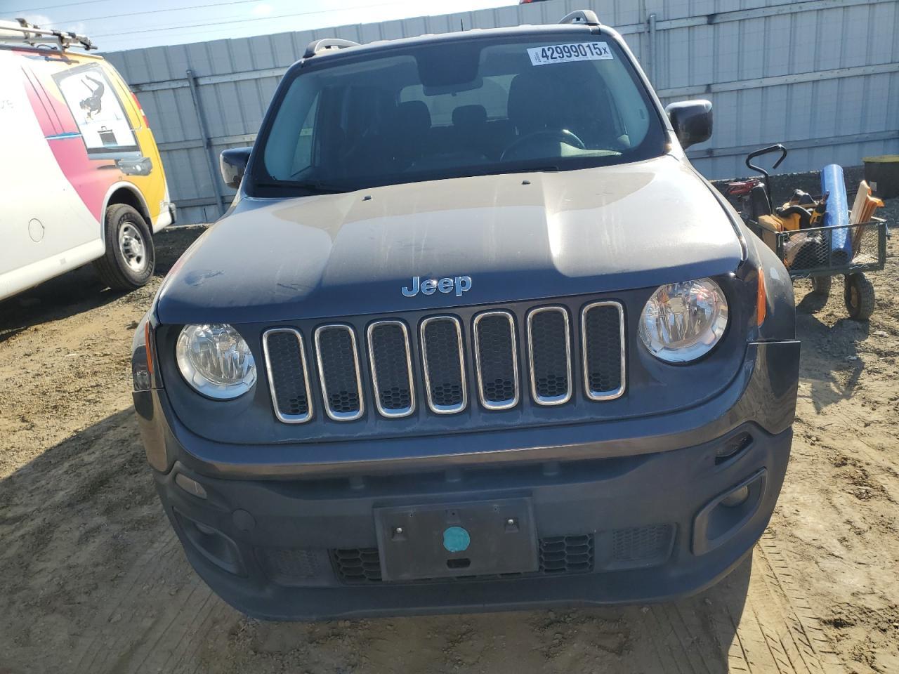 2017 JEEP RENEGADE L - Image 5