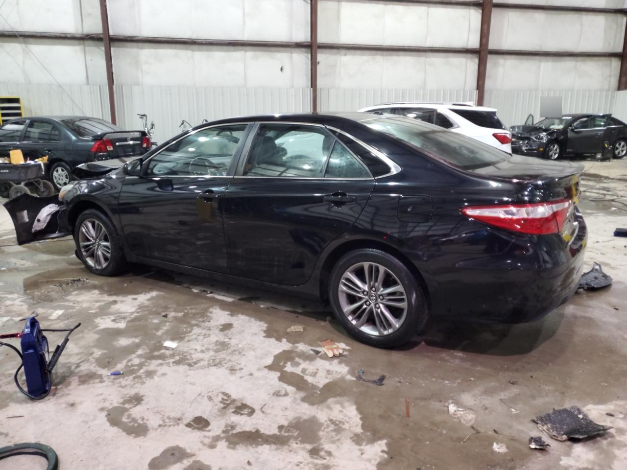 2017 TOYOTA CAMRY LE - Image 2
