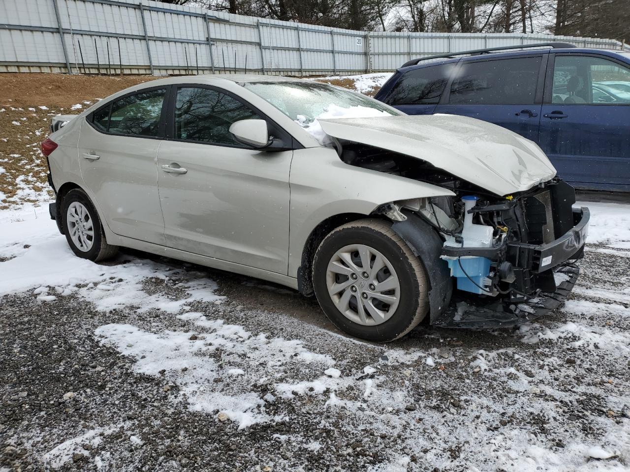 2018 HYUNDAI ELANTRA SE - Image 4