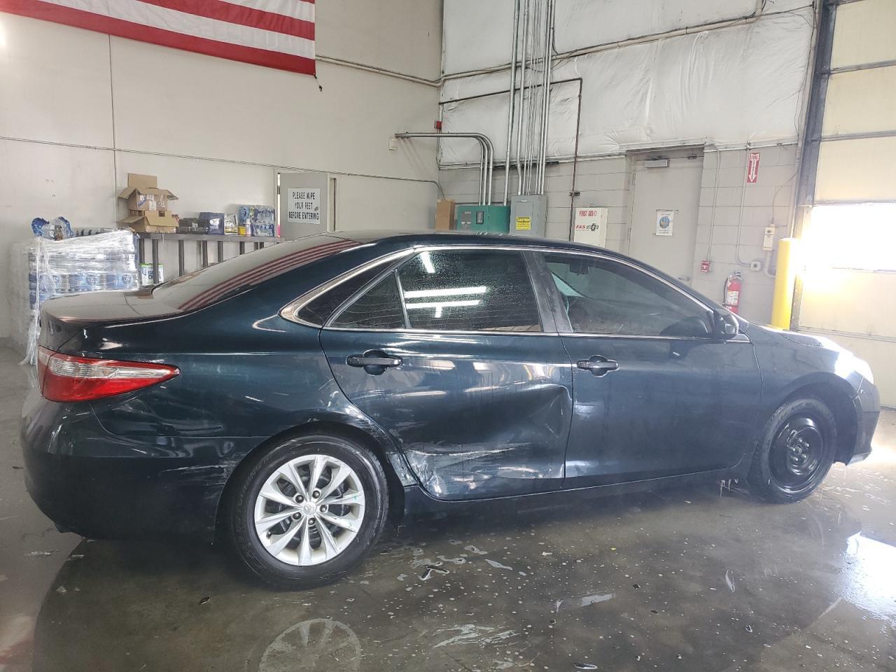 2016 TOYOTA CAMRY LE - Image 3