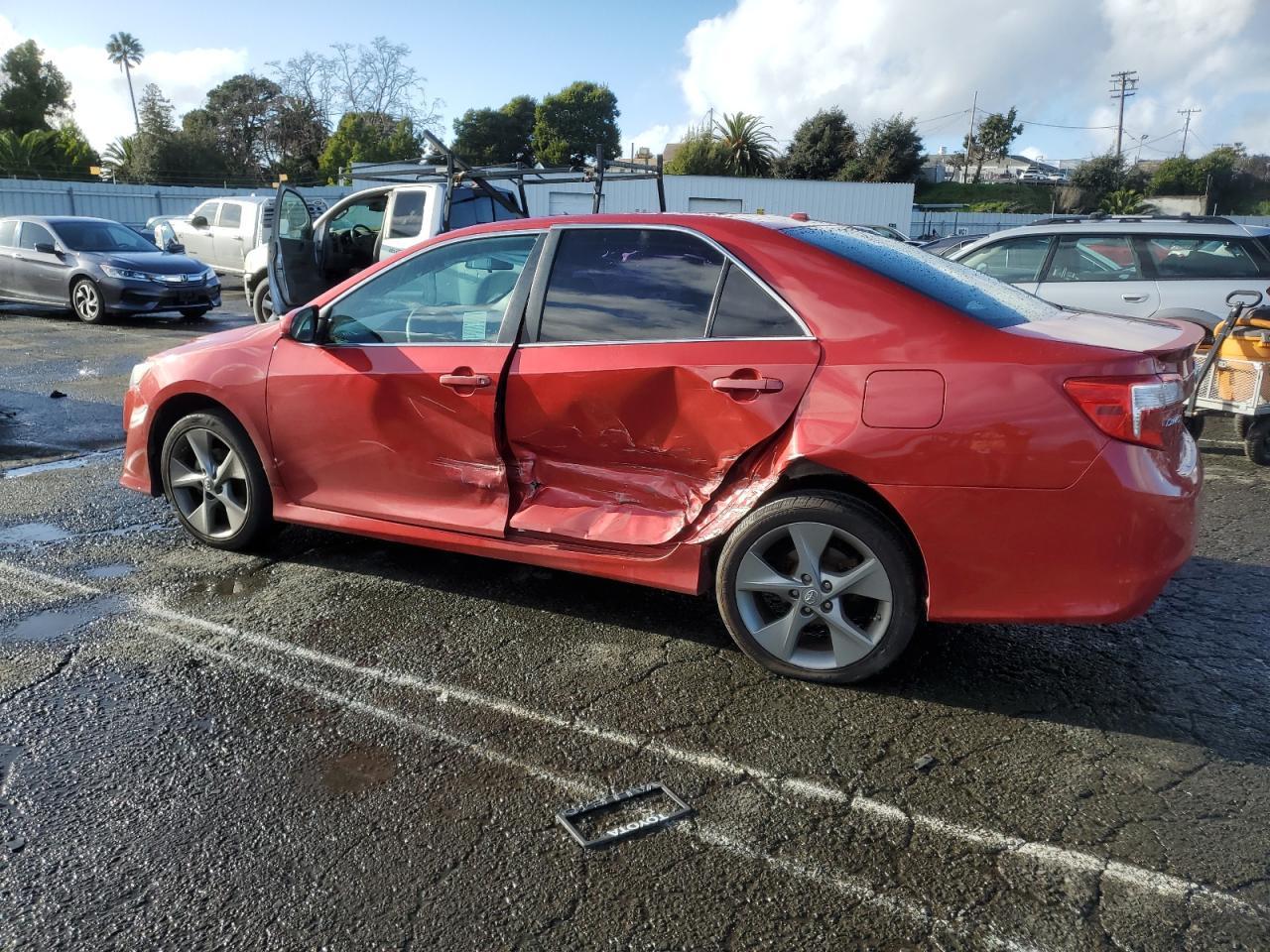 2012 TOYOTA CAMRY BASE - Image 2
