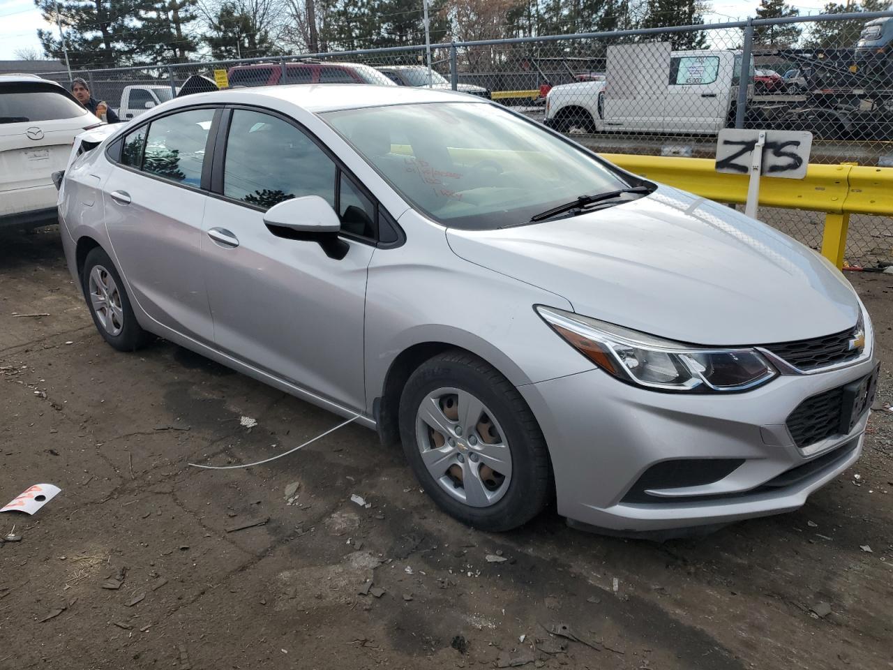 2017 CHEVROLET CRUZE LS - Image 4
