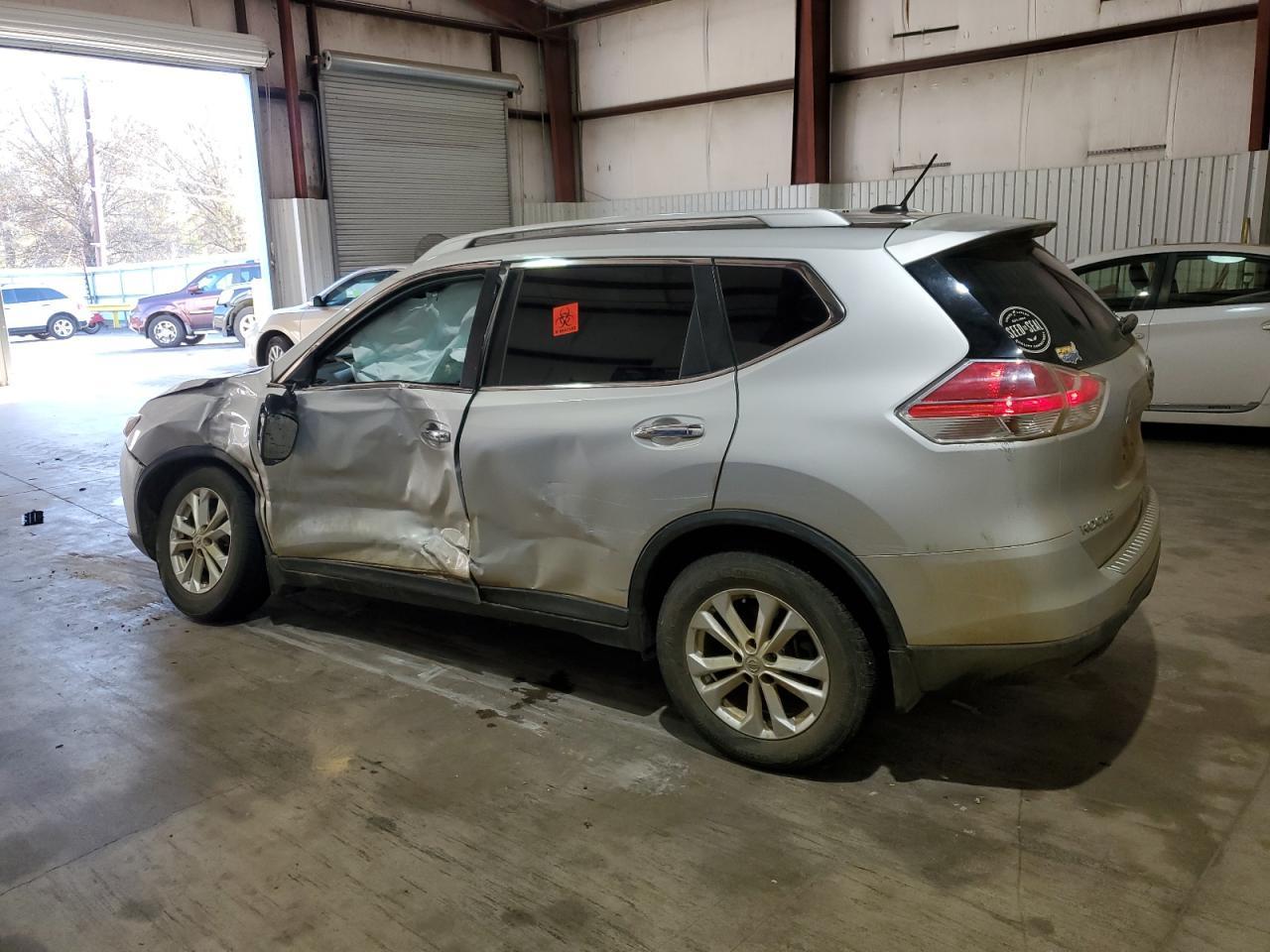 2016 NISSAN ROGUE S - Фото 2