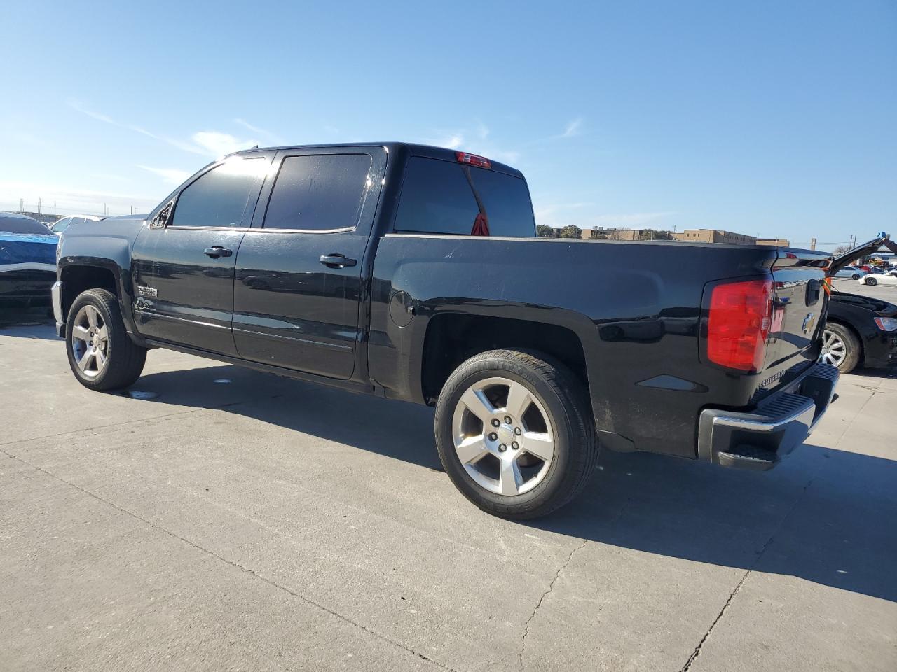 2017 CHEVROLET SILVERADO - Image 2