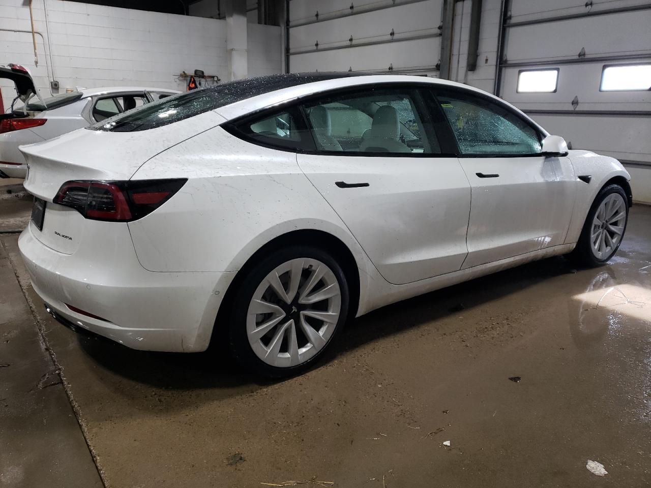 2021 TESLA MODEL 3 - Image 3
