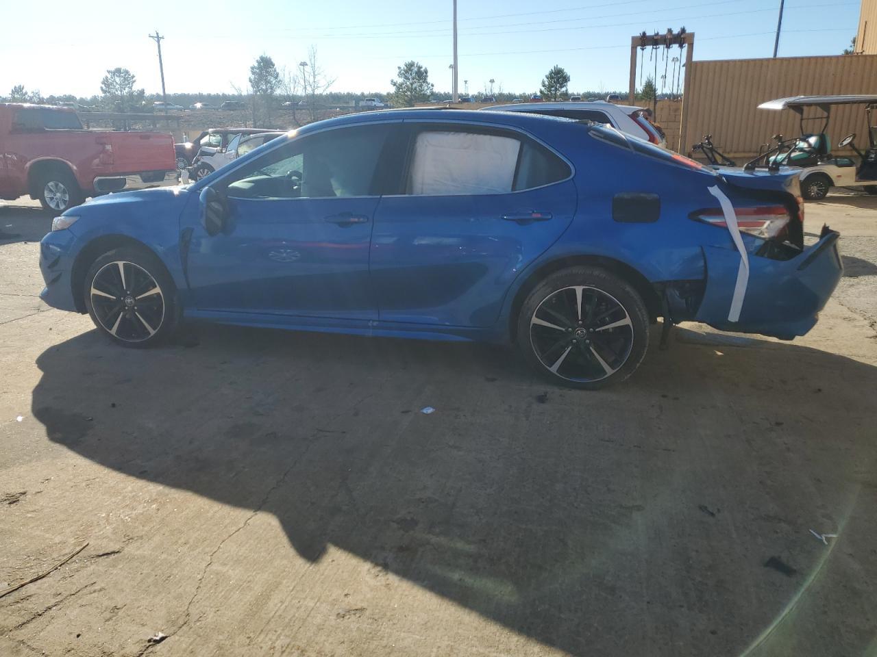 2018 TOYOTA CAMRY XSE - Image 2