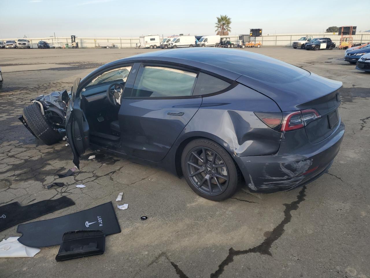 2022 TESLA MODEL 3 - Image 2