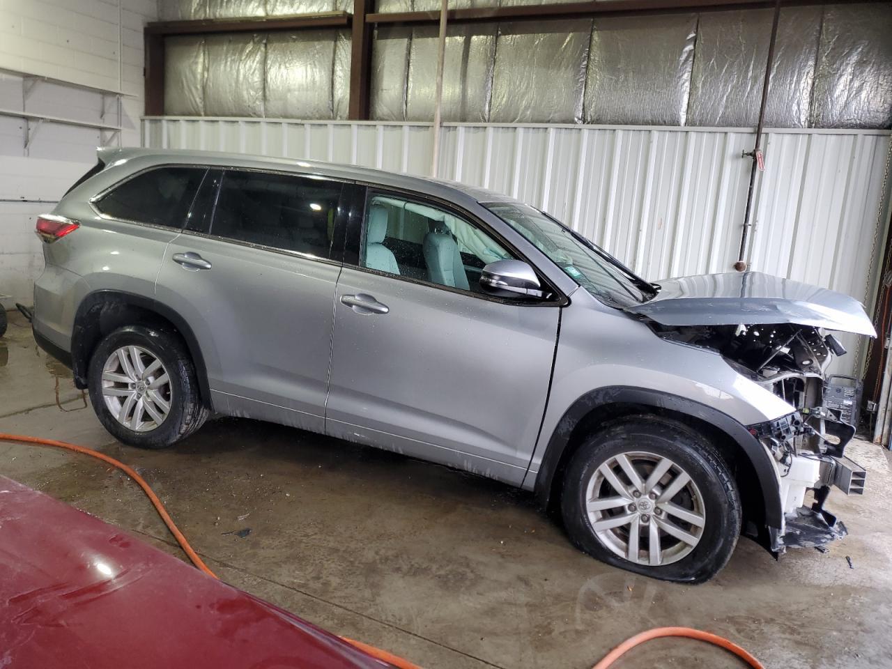 2015 TOYOTA HIGHLANDER - Image 4