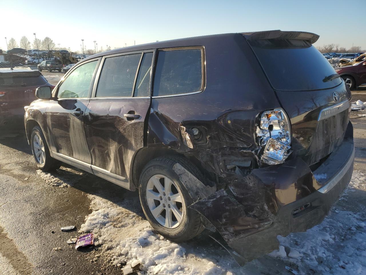 2011 TOYOTA HIGHLANDER - Фото 2